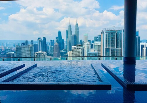 The Colony By Infinitum KLCC Aura Suites