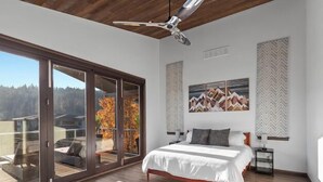 Unclassified image, 3 of 28, button - Bellerive Gem (Coeur d'Alene)