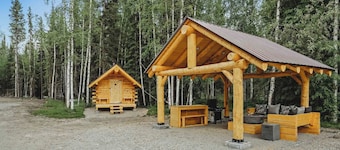 Modern Rustic Cabin w/ Running Water & Shared Sauna