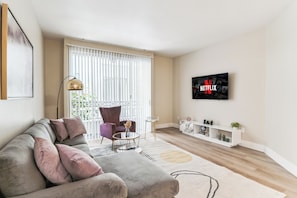 تلفزيون ذكي