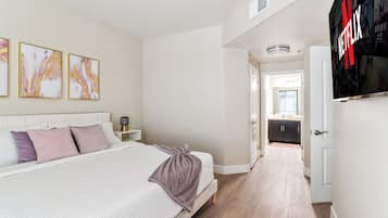 2 bedrooms, iron/ironing board, travel cot, free WiFi