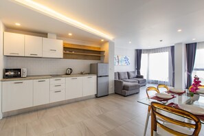 Apartment, Balcony | Private kitchenette