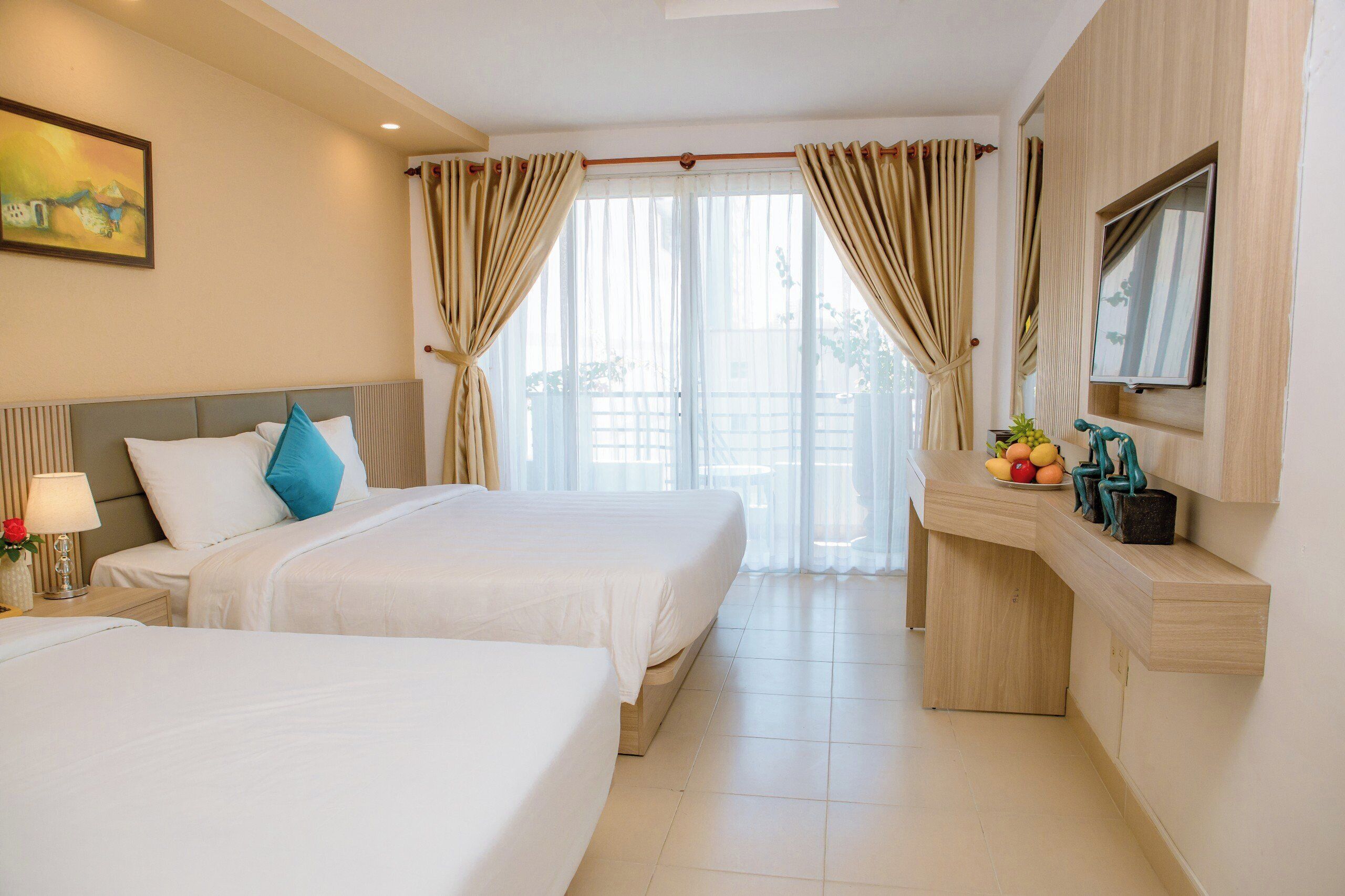 Caja de seguridad en la habitación, cortinas blackout y wifi gratis 