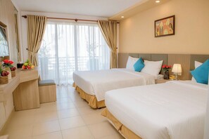 Deluxe Triple Room, Balcony, City View - Lanxy Nha Trang (Nha Trang)