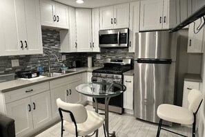 Private kitchen - FIFA World Cup Stay in Leimert Park (Los Angeles)