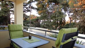 Unclassified image, 5 of 13, button - Cozy Retreat By The Sea Puntamika - Classic Studio Apartment With Balcony (Zadar)