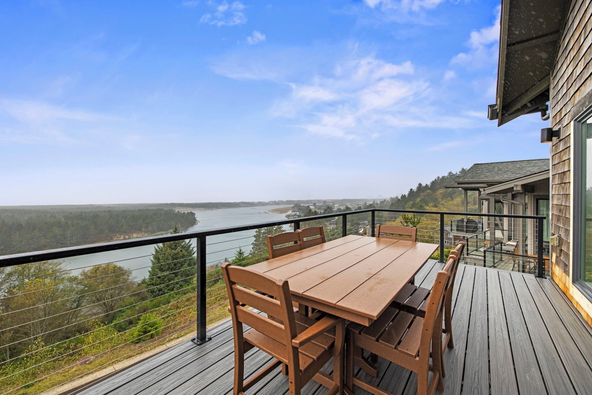 تناول الطعام بالخارج