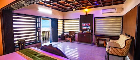 Presidential Suite, 1 King Bed with Sofa bed | In-room safe, desk, blackout curtains, soundproofing