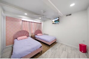 5 多间卧室、熨斗/熨衣板、WiFi、床单