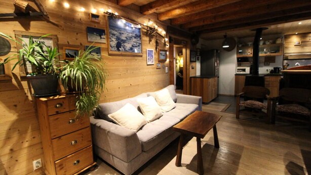 Interior - Traditional Chalet With Wooden Decor, Very Warm and Friendly (Tignes)