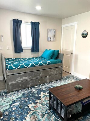 مكواة/لوح كي وواي فاي وملاءات أسرّة