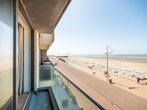 Property grounds - Newly built flat with sea view (Koksijde)
