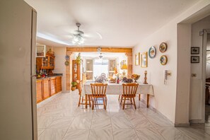 Dining - Villa Calò (Maruggio)