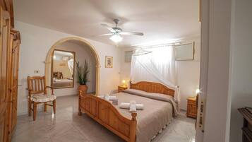 Standard House, 2 Bedrooms (Villa Calò 1 200 meters from Sea) | 2 bedrooms, bed sheets