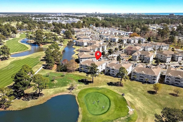 Golf - 5 blocks to beach, family-pet friendly golf condo
near pools and top attractions (Myrtle Beach)