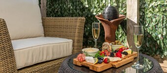 SeaBreeze | Golfers Delight with views of 15th hole and tennis courts