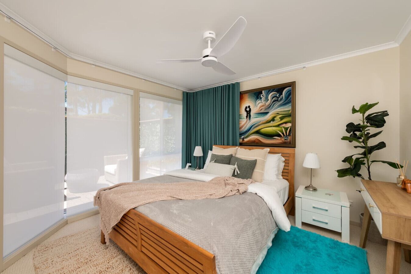 3 bedrooms, desk, iron/ironing board, WiFi