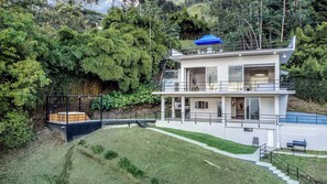 Exterior - Luxury Villa in El Poblado 5BR  Jacuzzi Panoramic Views (Medellin)
