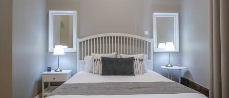 Internet, bed sheets