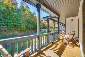 Terrace/patio - Walk to Dollywood: Cabin w/ Pool, Arcade, Gym (Pigeon Forge)