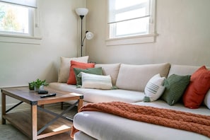 TV - Relaxing & Central SLC Apt near Trolley Square (Salt Lake City)