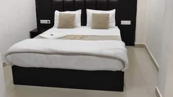 Quarto standard | Camas extras/dobráveis (sobretaxa), Wi-Fi de cortesia, roupa de cama