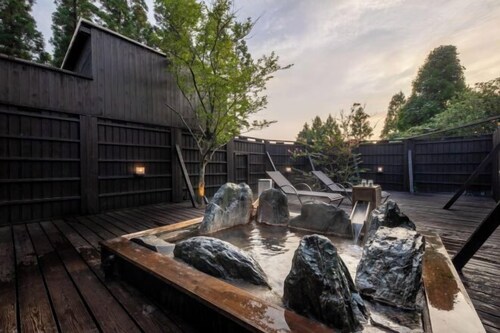 Hanarenoyado Hanagokoro　ASO