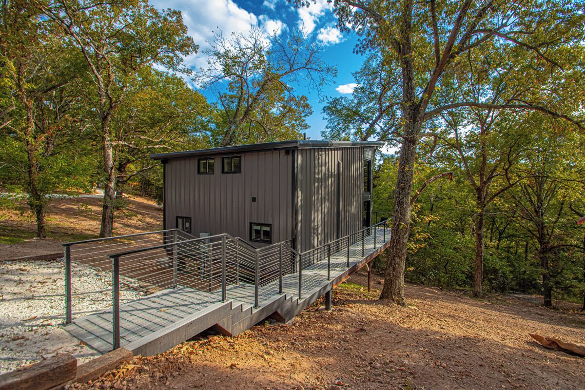 المنشأة من الخارج