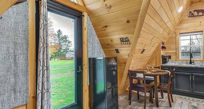 5 Mi to Wine Trails: Finger Lakes Tiny Home