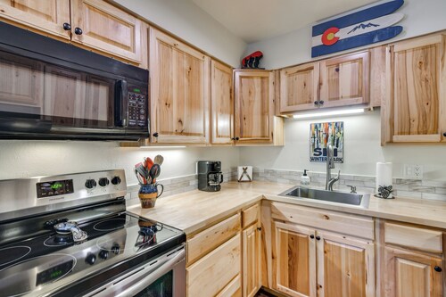 'The Mountain Chalet' - Free Ski Shuttle to Lifts!