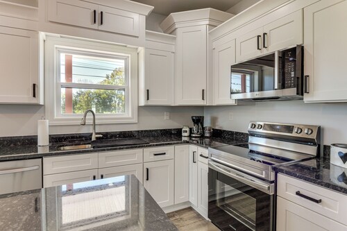 Tullahoma Whiskey Trail Base w/ Yard & Fire Pit