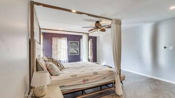 3 bedrooms, desk, iron/ironing board, Internet