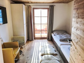 2 bedrooms, free WiFi