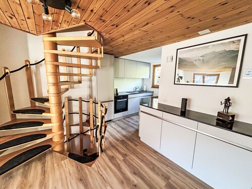 Lovely apartment for 6 guests with WIFI, balcony and panoramic view