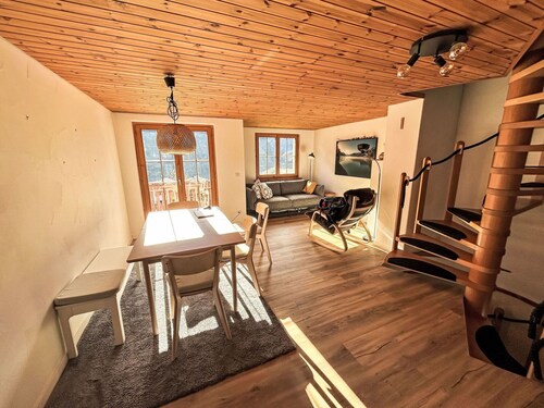 Joli appartement pour 6 personnes avec WIFI, balcon et vue panoramique