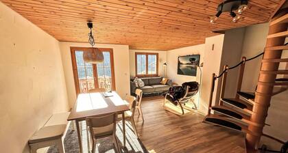 Joli appartement pour 6 personnes avec WIFI, balcon et vue panoramique