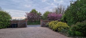 Huis, 1 slaapkamer, uitzicht op tuin | Terrein van de accommodatie