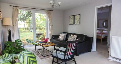 Spacious Private Annex Near Ashford