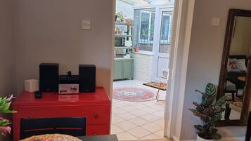 Huis, 1 slaapkamer, uitzicht op tuin | Interieur