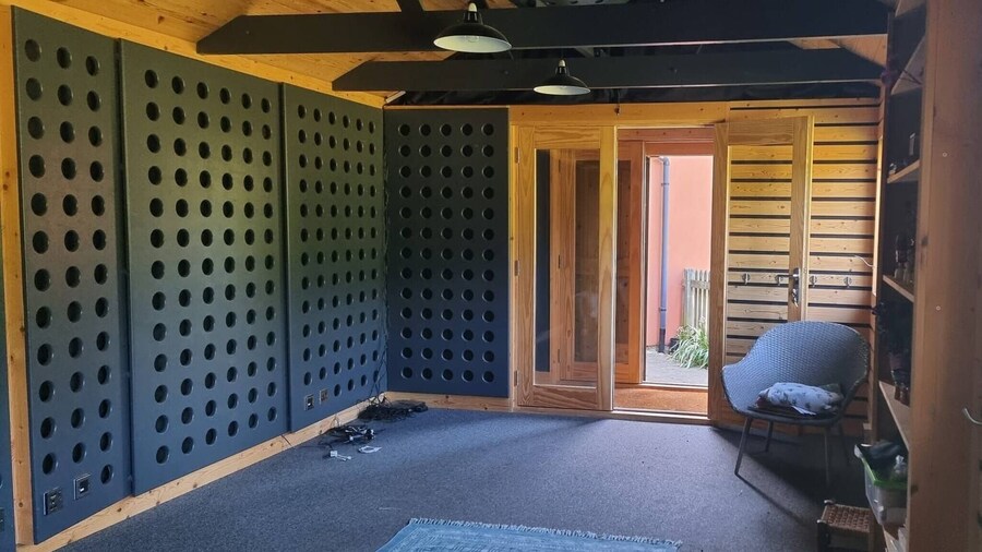 Calm Private Annex Ideal to Work, Rest & Explore