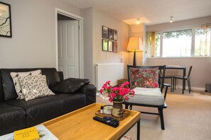 Maison, 1 chambre, vue jardin | Salle de séjour