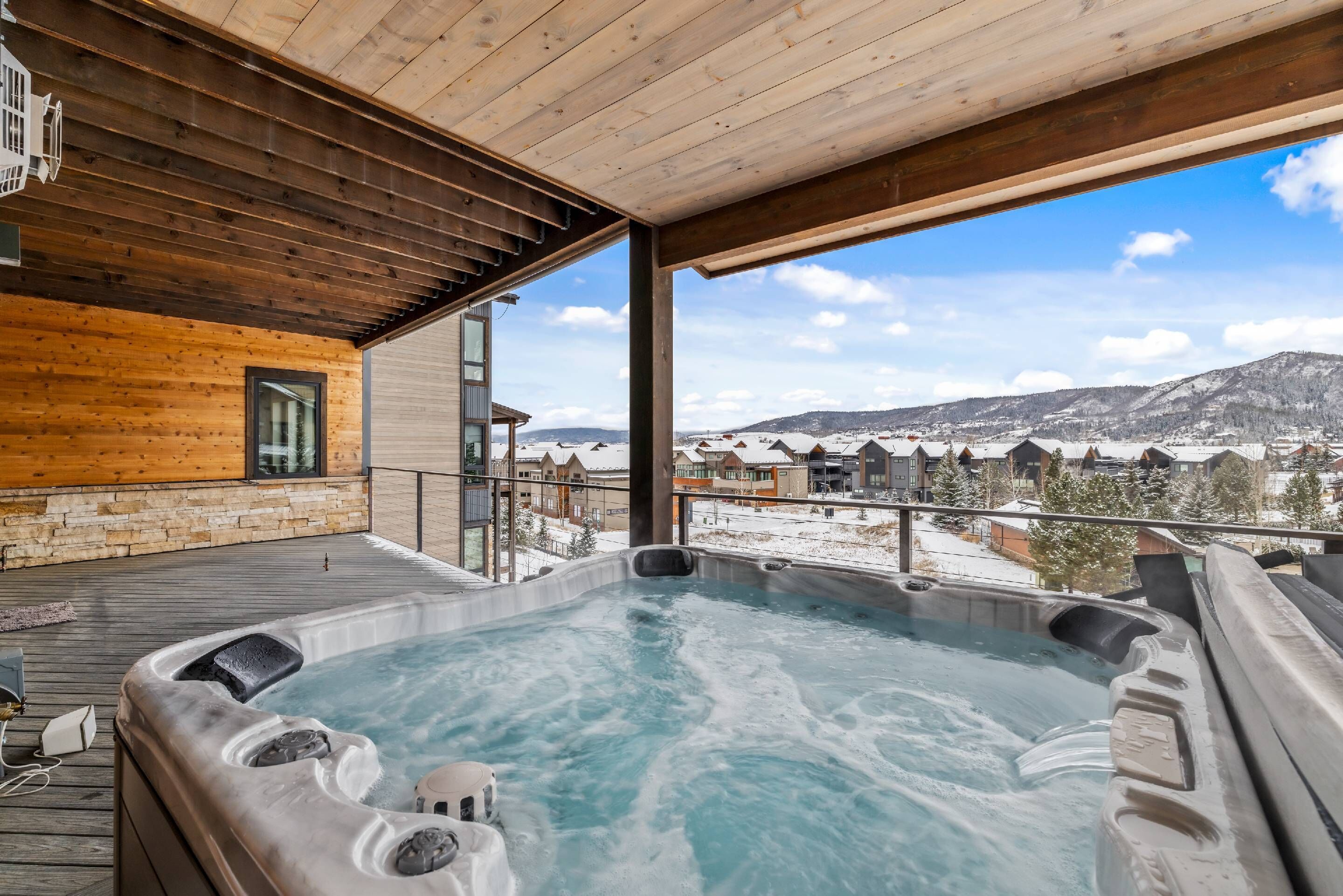 Bain à remous extérieur