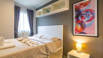 apartman, erkély, kilátással a hegyre | Széf a szobában, sötétítőfüggöny, vasaló/vasalódeszka és ingyenes wifi