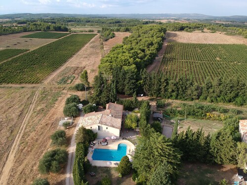 Spectaculair Safaritents in the middle of the vignyards, close to the Sea