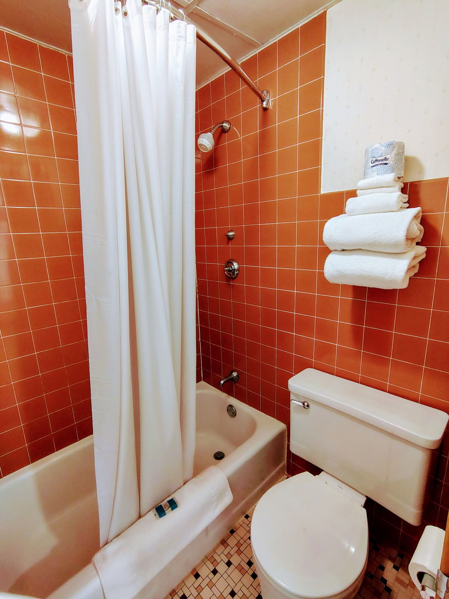 Hårføner og håndklær