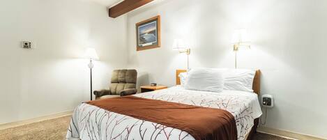 Tabla de planchar con plancha, Internet, ropa de cama