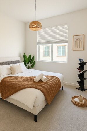 4 bedrooms, iron/ironing board, free WiFi, bed sheets