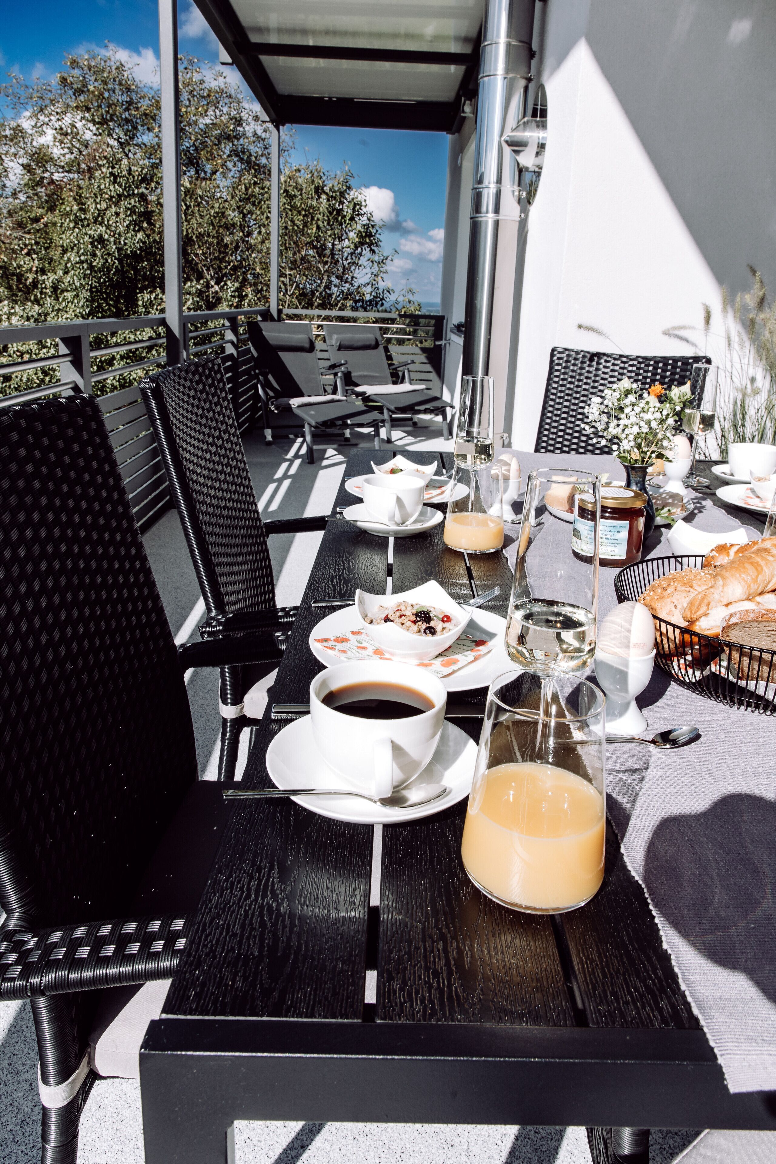 屋外ダイニングエリア