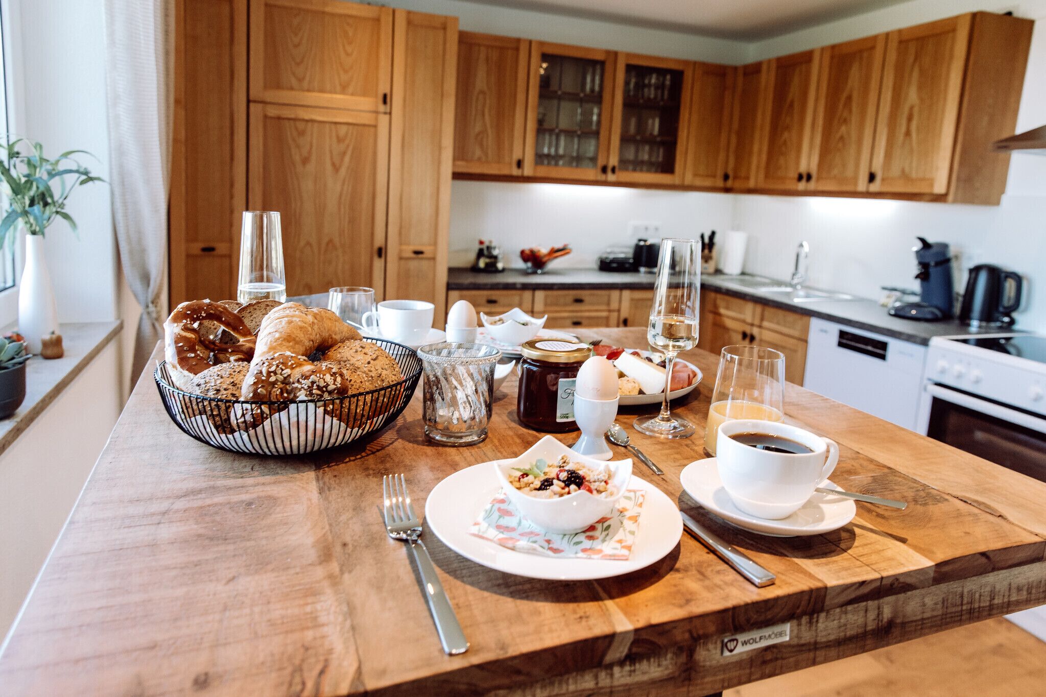 冷蔵庫、オーブン、コンロ、食器洗い機