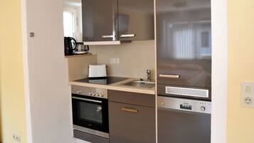 Ofen, Herdplatte, Geschirrspüler